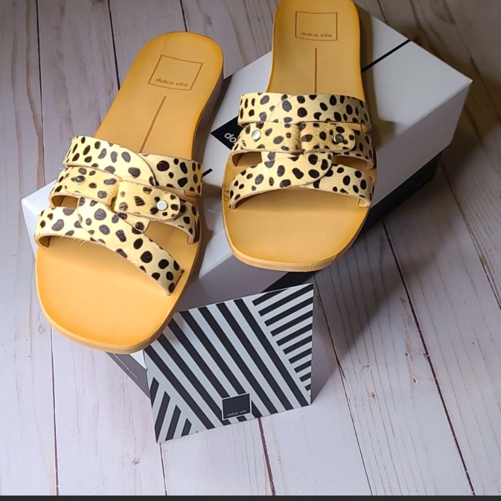 Dulce Vita Fur Spotted Sandals